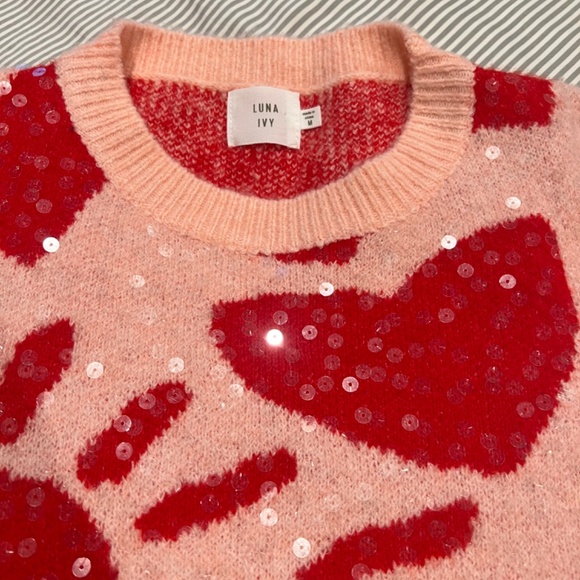 Sequined heart sweater -  NWT - Picture 4 of 4